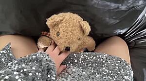 saudi arabian teen model's teasing shower striptease