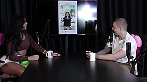 ohh gostosa flashin peitos n buceta in punheta game then he shows his pau after tinder matchs - alemao sheer red