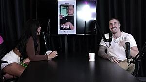 ohh gostosa flashin peitos n buceta in punheta game then he shows his pau after tinder matchs - alemao sheer red