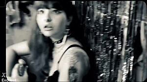 jerk off to my pretty small 18+ feet now