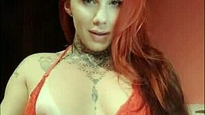 RUIVA'S BIG ASS AND CLIT TEASE SHOWER SENSUALITY!