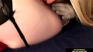 Mature British Lesbian Sucks Amateur Pussy Deep