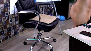 watching this latina lesbian squirt on webcam