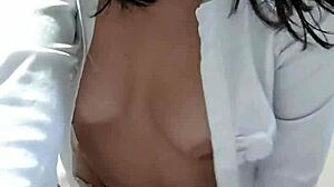 morrita mexicana envía pack con uniforme escolar tocándose rico