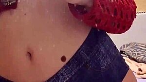 mistress elza koms gaping pussy feet tease fetish