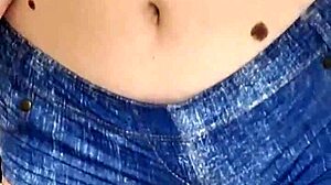 mistress elza koms gaping pussy feet tease fetish