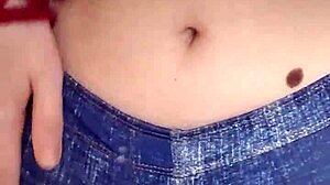 mistress elza koms gaping pussy feet tease fetish