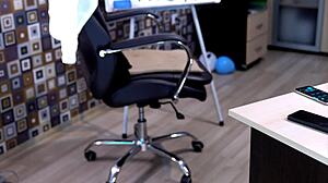 watching this latina lesbian squirt on webcam