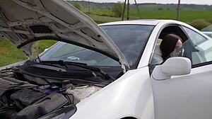 i gave my tight pussy to highway stranger who fixed car