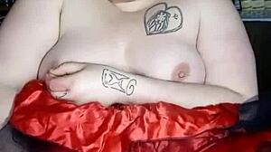 Fucking her pussy drives wild orgasmic screams!