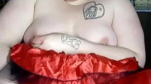 Fucking her pussy drives wild orgasmic screams!