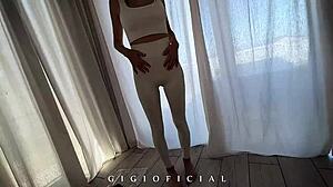 gigioficial's wet pussy licked in model life story