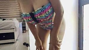 doesn't this latina's big ass dance make you throb?