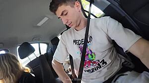 Morena cachonda fucks taxi driver cock to pay fare - luna black