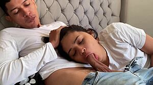 padrastro pervertido forces petite polla deepthroat until cumshot in mouth