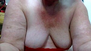 ohh dawnskye1962's thick curves stretchin sexy in red lace got me hardd