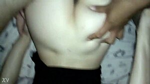 Le Gusta Boca Abajo Y Se Queja De Placer Anal