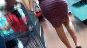 damn, caught that juicy assfuck voyeur style right in walmart!