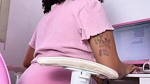 Curvy Ebony Babe Eats Farts And Works Ass