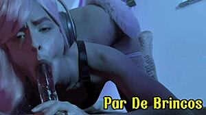 Ela Brinca Buceta Com Plug Anal Na Rua