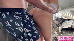 Exhibitionist Couple Screams Kinky Outdoor Fuck Fun!