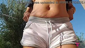 hey hot mom flashing pierced pussy nipples outdoors?