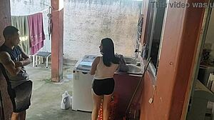 Esposa left maid couldn't resist my erect cock