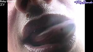 Great slut federica tommasi spreads ass for deep penetration