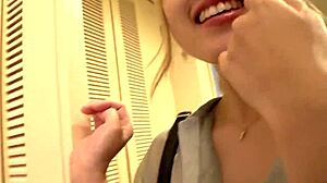 ルックス可愛い金髪jd巨尻振りまくりイキまくり4発射大満足!!