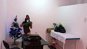 i catch the nurse getting super sexy in the doctor's office