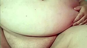 slutty stepmommy's fat pussy takes johnny bravo's vibrator then his jizz