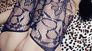 Skinny athletic milf takes rough homemade anal from mature amateur cock