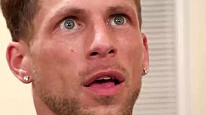 ariel demure's big tits lapdance gets cocks hard 💃🍆