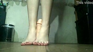 Hot Asian homemade cumshots drench faces and creamy pussies