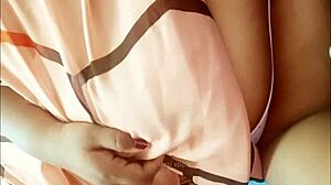 Manipuri Chubby Bhabhi Shows Off Her Juicy Curves!