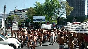 amateur homemade vid close-up cock action raw fucking