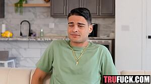 you want a piece of stepsis leo valentino and molly little's petite asses?