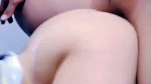 Pequeña Latina Cachonda Begs for Creampie or She Gets Mad