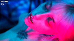 whoa amazing pussy licking mixed with hot foot fetish 👅😍