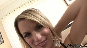 blonde milf, want daddy's cum all over your face?