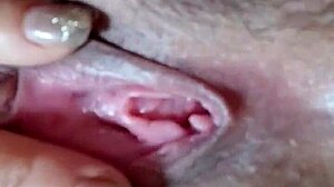 【粉墨人生】masked chinese milf sales slut naked chats boss pussy wet for promotion?