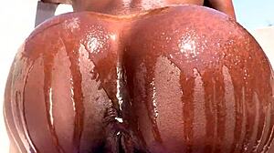 SLUTTY BLACK CHICK CRAVES MONSTER BBC!!