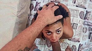 minha meia-irmã chupa e dá o cu gostoso