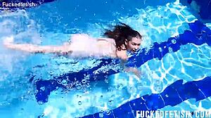 yessica bunny's shaved pussy pulses underwater post contractions