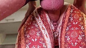 Cleaning lady fucks for extra tip