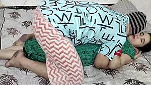 Skinny indian sali juices up jija cock new year rough homemade sex