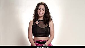 how victoria voxxx orgasms on camera solo