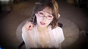 kiss me while i suck your cock sexy chinese