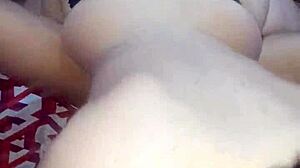 Quieres ver trio caliente con gordita morenita?