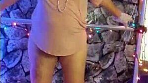 Hotwife Steffi Dances Her Huge Pussy Lips Dirty